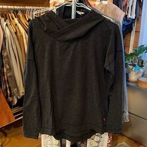 Dickies stretchy, hooded long sleeve.